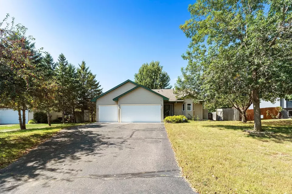 Exterior - 4650 Pondview Cir, Big Lake, MN 55309 photo 1 of 9