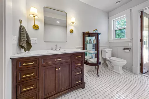 Bath - 404 3rd St NW, Faribault, MN 55021 photo 3 of 6