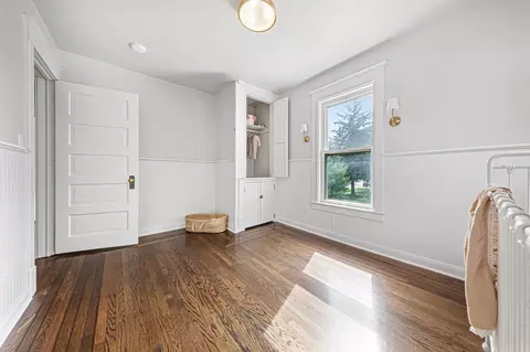 Bedroom - 404 3rd St NW, Faribault, MN 55021 photo 5 of 13