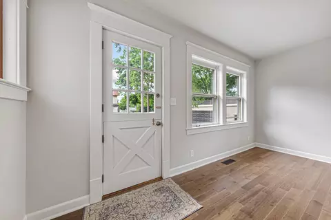 Entry Way - 404 3rd St NW, Faribault, MN 55021 photo 5 of 9