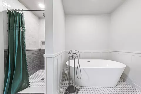 Bath - 404 3rd St NW, Faribault, MN 55021 photo 5 of 6
