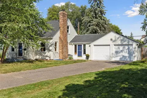 3750 Hubbard Ave N, Robbinsdale, MN 55422