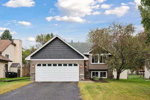 12528 Flintwood St NW, Coon Rapids, MN 55448