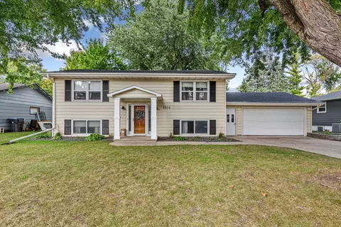 1904 Fair St, Mankato, MN 56001