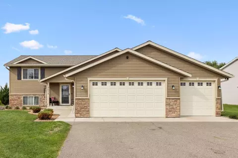 1013 3rd St SW, Rice, MN 56367