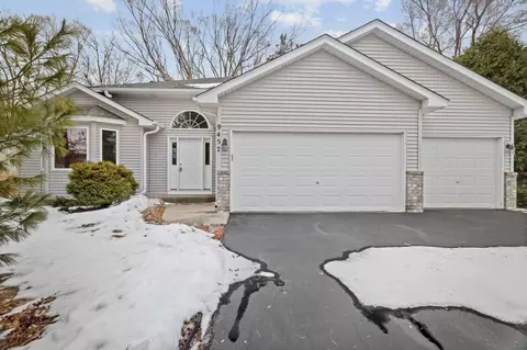 9457 Hames Ave S, Cottage Grove, MN 55016