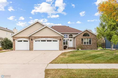 2801 26th Ave S, Fargo, ND 58103