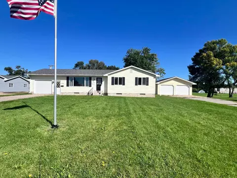 402 Highway 40, Marietta, MN 56257