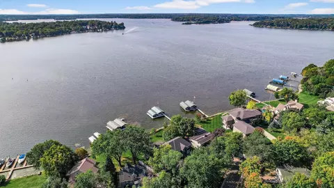 View/Area - 5133 Emerald Dr, Mound, MN 55364 photo 2 of 4