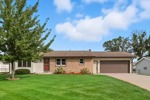 13919 Nightingale St NW, Andover, MN 55304