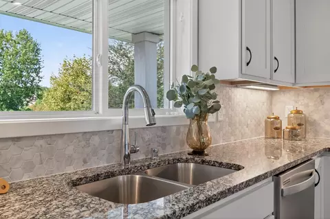 Kitchen - 6868 Dupre Rd, Centerville, MN 55038 photo 6 of 10