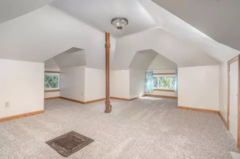 Bedroom - 616 7th St NW, Faribault, MN 55021 photo 3 of 3
