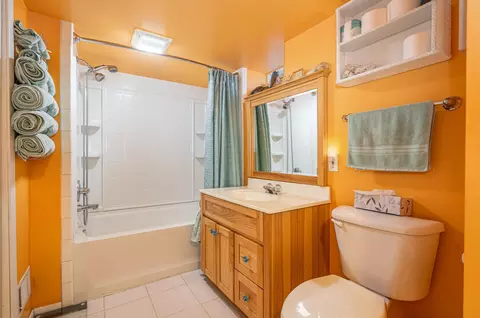 Bath - 616 7th St NW, Faribault, MN 55021 photo 2 of 2