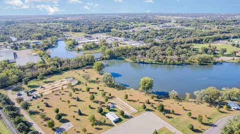 View/Area - 616 7th St NW, Faribault, MN 55021 photo 3 of 4