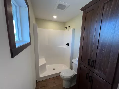 Bath - 311 11th St SE, Freeport, MN 56331 photo 2 of 3