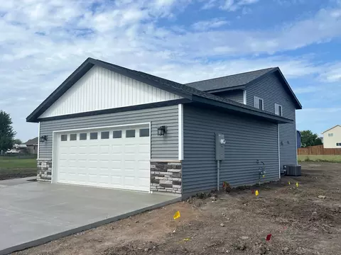 Exterior - 311 11th St SE, Freeport, MN 56331 photo 2 of 4