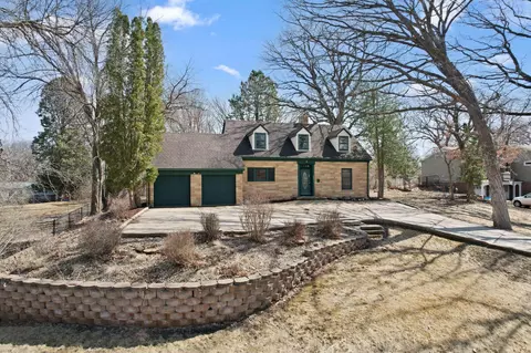 401 21st St SW, Austin, MN 55912
