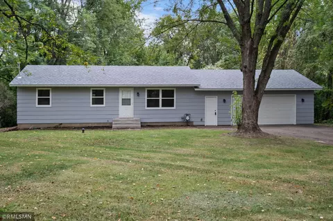 9692 283rd Ln NE, North Branch, MN 55056