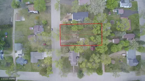 417 Park St, Alexandria, MN 56308