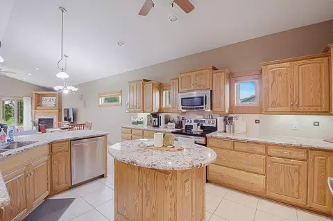 Kitchen - 202 River Oaks Dr, Cold Spring, MN 56320 photo 2 of 6