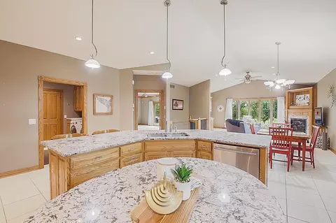 Kitchen - 202 River Oaks Dr, Cold Spring, MN 56320 photo 4 of 6