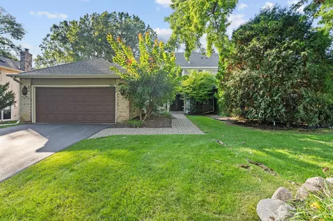 7702 Tanglewood Ct, Edina, MN 55439