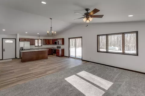 Living - 205 Ridgeway Ln, Walker, MN 56484 photo 4 of 9