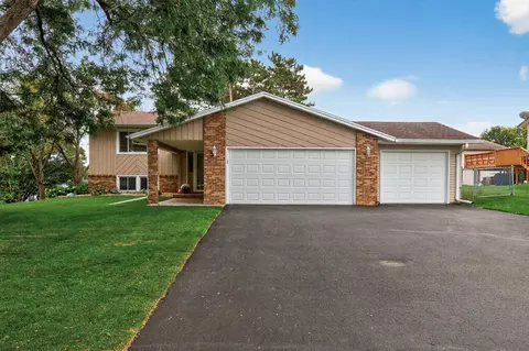 3750 80th St E, Inver Grove Heights, MN 55076