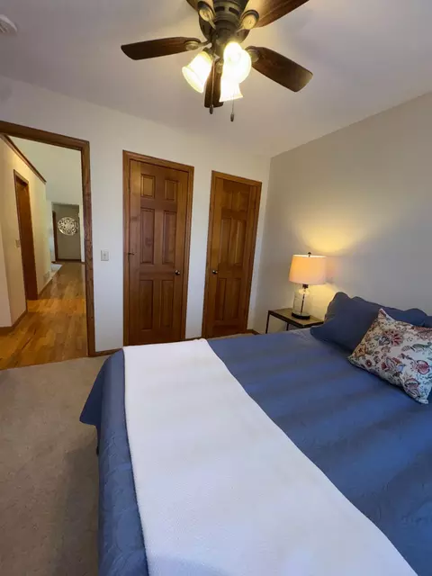 Bedroom - 6961 Meadow Ct, Centerville, MN 55038 photo 5 of 7