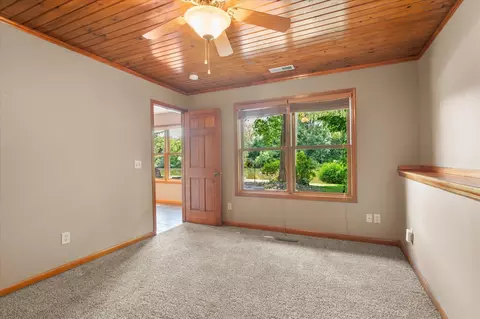 Bedroom - 6961 Meadow Ct, Centerville, MN 55038 photo 6 of 7