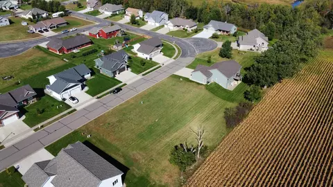 940 Waters Edge Cir, Avon, MN 56310 photo 3