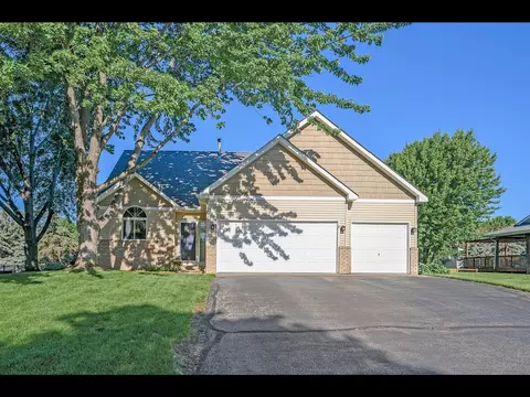 21221 Hummingbird Ln, Lakeville, MN 55044