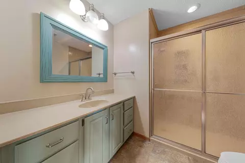 Bath - 3920 57th St W, Webster, MN 55088 photo 2 of 3
