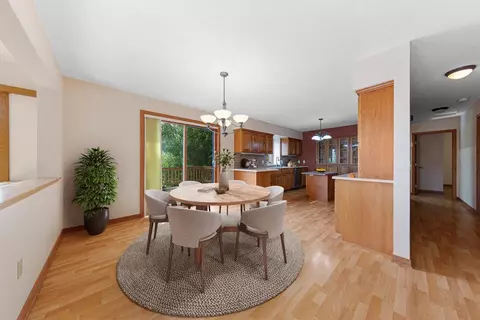 Dining - 3920 57th St W, Webster, MN 55088 photo 1 of 1