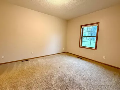 Bedroom - 2908 9th Ave SE, Willmar, MN 56201 photo 1 of 4