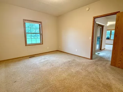 Bedroom - 2908 9th Ave SE, Willmar, MN 56201 photo 2 of 4