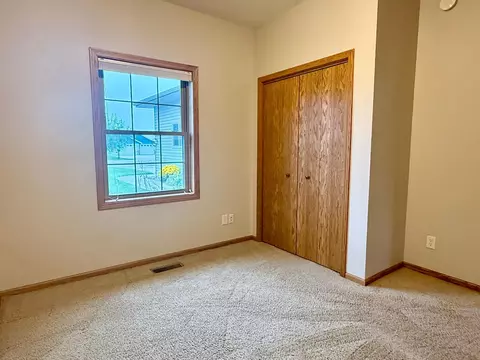 Bedroom - 2908 9th Ave SE, Willmar, MN 56201 photo 3 of 4