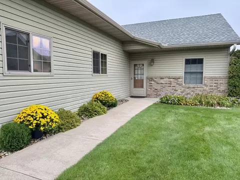 Exterior - 2908 9th Ave SE, Willmar, MN 56201 photo 2 of 5