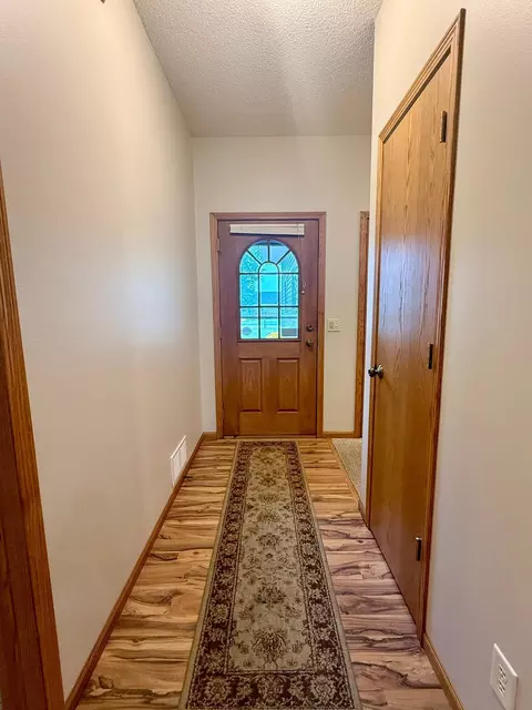 Entry Way - 2908 9th Ave SE, Willmar, MN 56201 photo 1 of 1