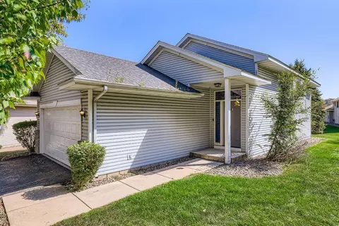 25659 Forest Boulevard Ct, Wyoming, MN 55092