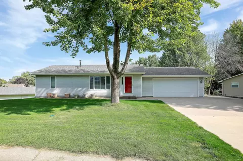 5695 Lower 182nd St W, Farmington, MN 55024