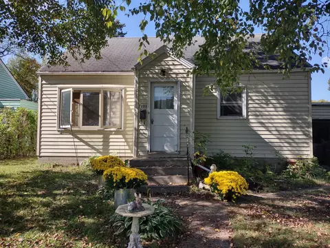 1208 S Sheridan St, Fergus Falls, MN 56537