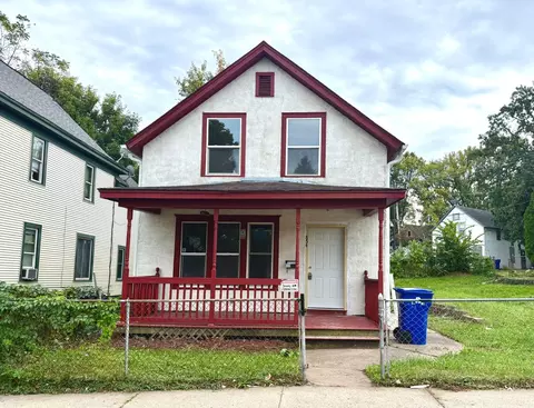 854 Euclid St, Saint Paul, MN 55106