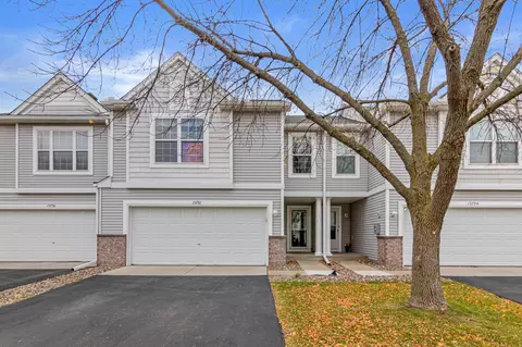 15792 Flan Ct, Apple Valley, MN 55124