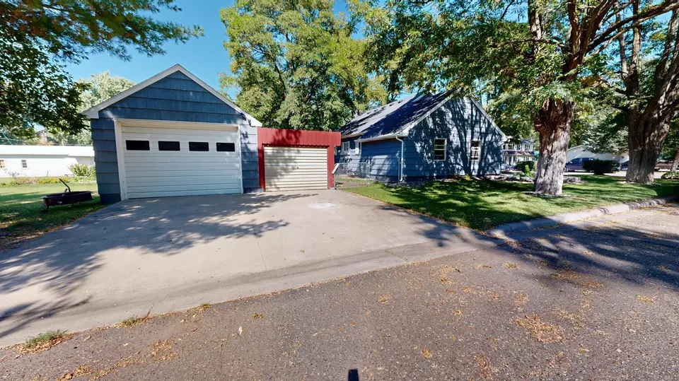 Exterior - 153 Central Ave S, Richmond, MN 56368 photo 2 of 6