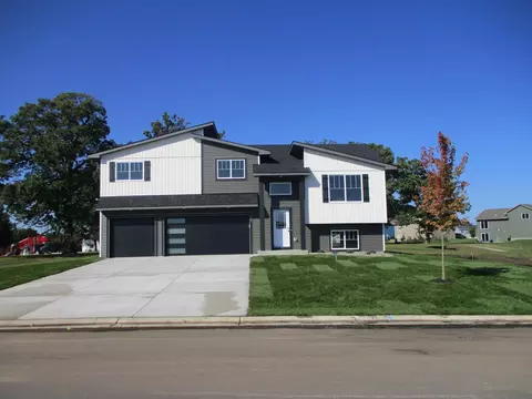148 Cedar St SE, Kimball, MN 55353