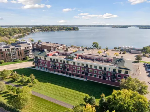 View/Area - 4100 Spring St #214, Spring Park, MN 55384 photo 6 of 7