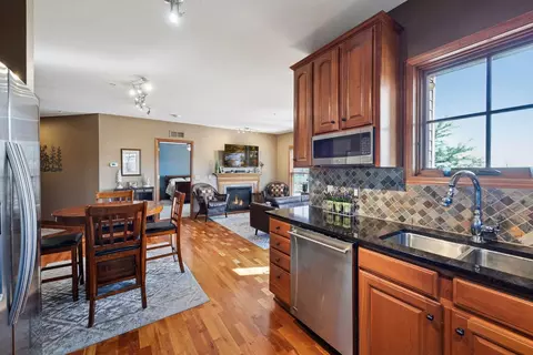 Kitchen - 4100 Spring St #214, Spring Park, MN 55384 photo 4 of 5