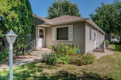 310 8th St NE, Little Falls, MN 56345