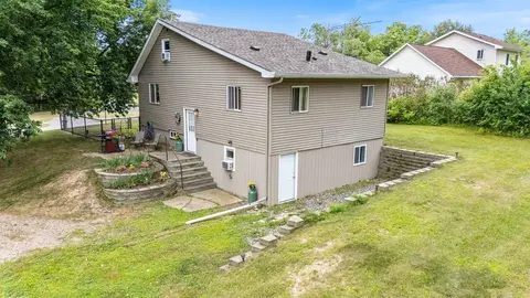 2098 Isleview Rd, Grand Rapids, MN 55744